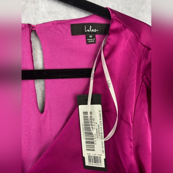 Lulu’s Magenta‎ Satin Smocked Mini Dress Jaw-Dropping Beauty Size M - Picture 10 of 16